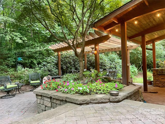 112 Parkland Street, Morganton, NC 28655