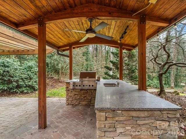 112 Parkland Street, Morganton, NC 28655