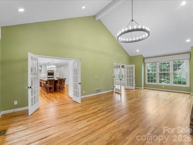 112 Parkland Street, Morganton, NC 28655