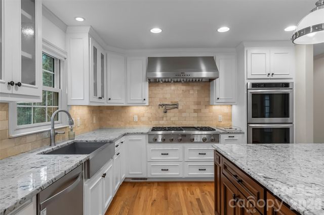 112 Parkland Street, Morganton, NC 28655