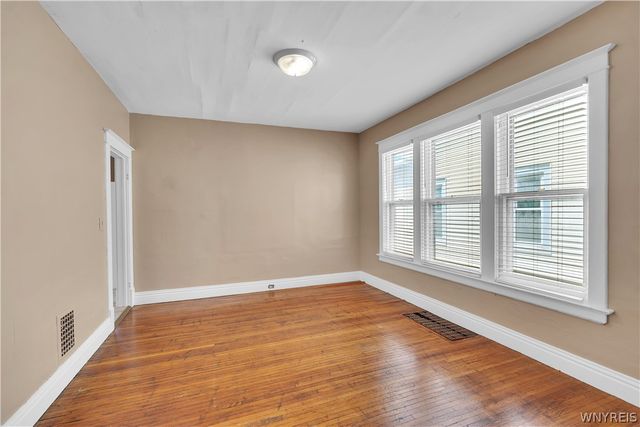 31 Hughes Avenue, Buffalo, NY 14208