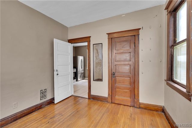 31 Hughes Avenue, Buffalo, NY 14208