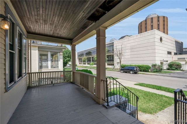 31 Hughes Avenue, Buffalo, NY 14208