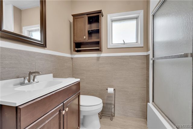 31 Hughes Avenue, Buffalo, NY 14208