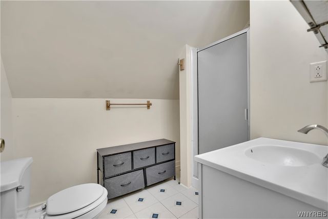 31 Hughes Avenue, Buffalo, NY 14208