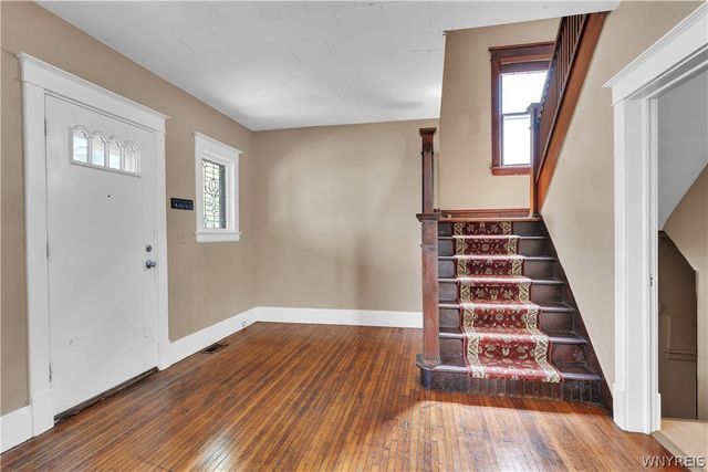 31 Hughes Avenue, Buffalo, NY 14208