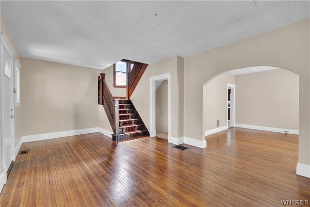 31 Hughes Avenue, Buffalo, NY 14208