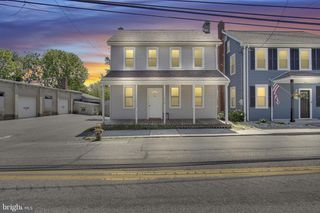 110 SCHOOLHOUSE RD, Palmyra, PA 17078