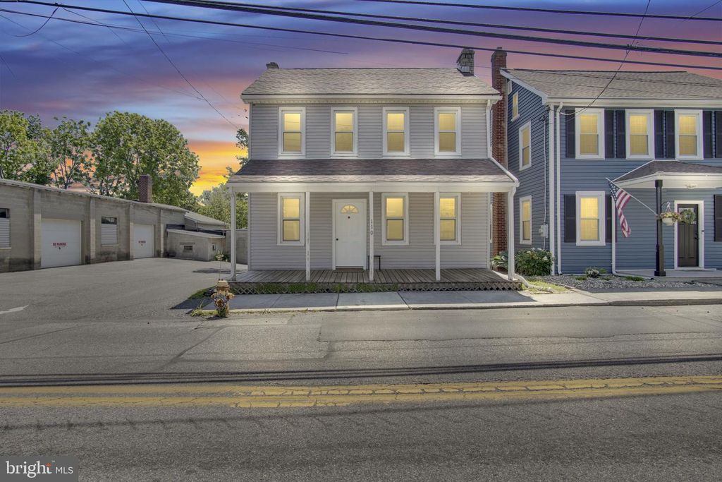 110 SCHOOLHOUSE RD, Palmyra, PA 17078