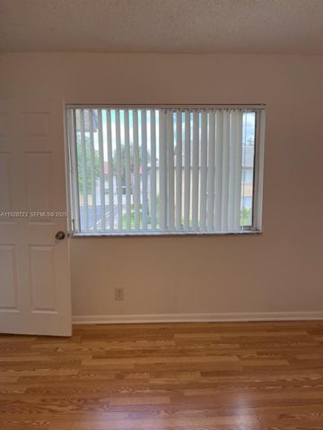 11584 NW 44th St 11584, Coral Springs, FL 33065