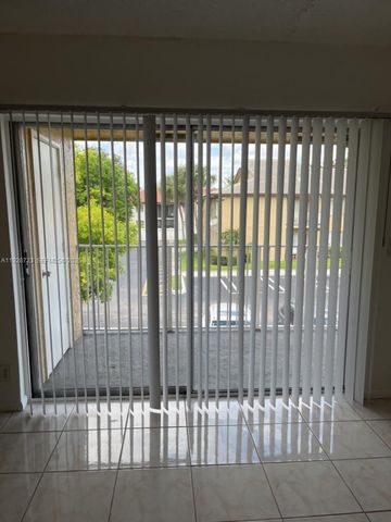 11584 NW 44th St 11584, Coral Springs, FL 33065