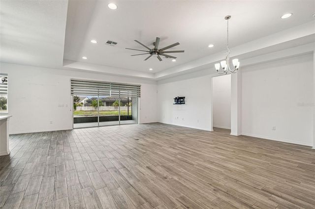 10752 GREEN HARVEST DRIVE, Riverview, FL 33578