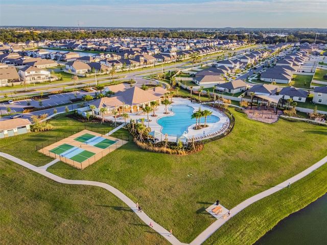 10752 GREEN HARVEST DRIVE, Riverview, FL 33578