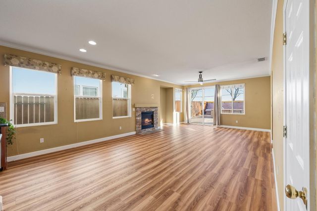 10311 Pedra Do Sol Way, Elk Grove, CA 95757