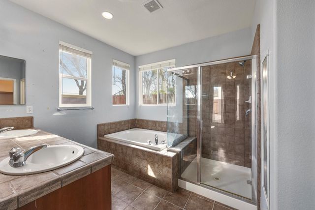 10311 Pedra Do Sol Way, Elk Grove, CA 95757