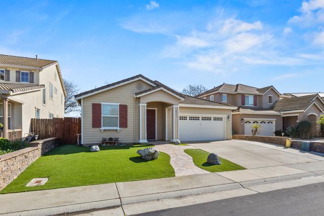 10311 Pedra Do Sol Way, Elk Grove, CA 95757