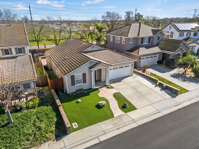 10311 Pedra Do Sol Way, Elk Grove, CA 95757