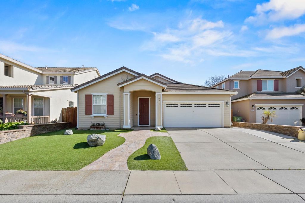 10311 Pedra Do Sol Way, Elk Grove, CA 95757