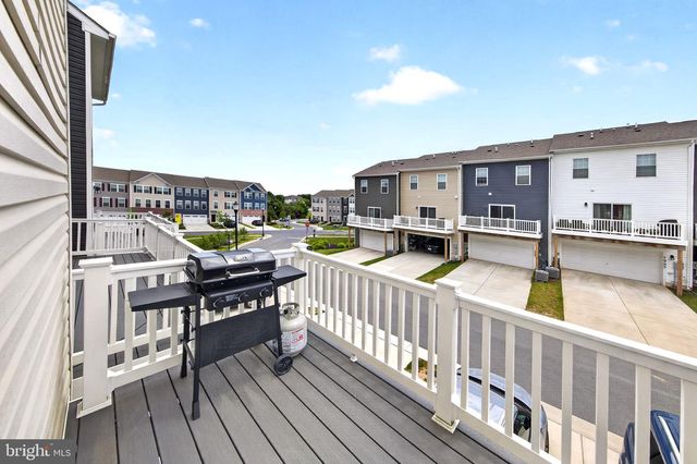1204 DAPHNE WAY, Frederick, MD 21702