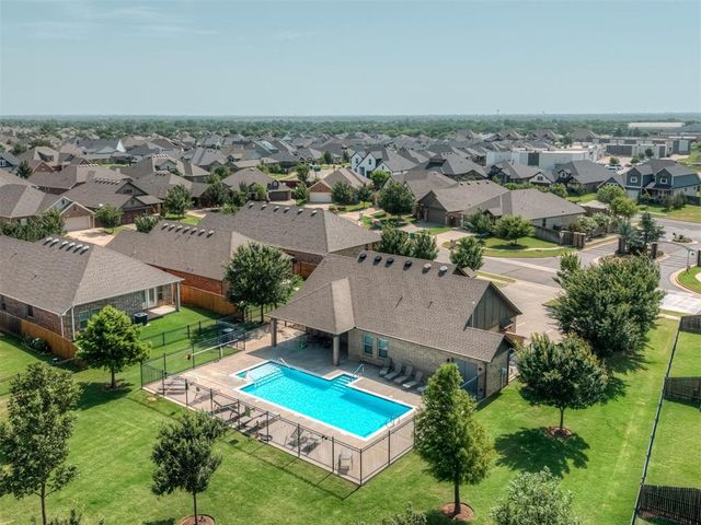 2400 NW 179th Terrace, Edmond, OK 73012