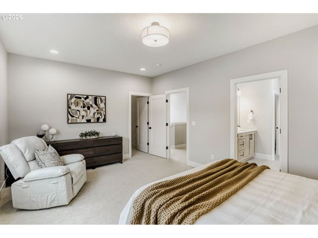 2818 Nw 114TH Ter, Portland, OR 97229