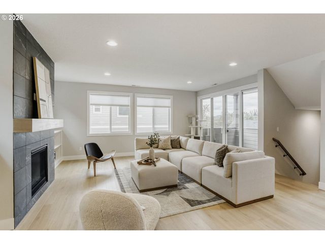 2818 Nw 114TH Ter, Portland, OR 97229