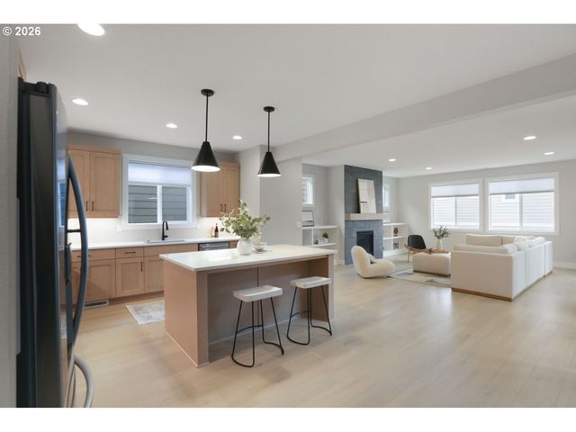 2818 Nw 114TH Ter, Portland, OR 97229