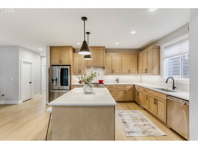 2818 Nw 114TH Ter, Portland, OR 97229