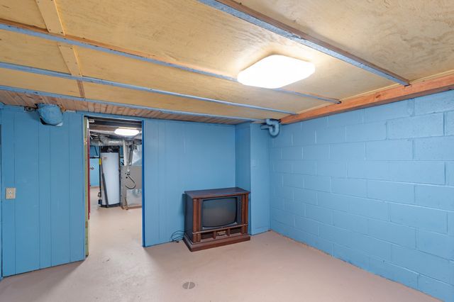 1327 23rd Street, Des Moines, IA 50311