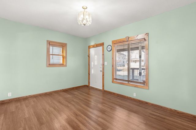 1327 23rd Street, Des Moines, IA 50311