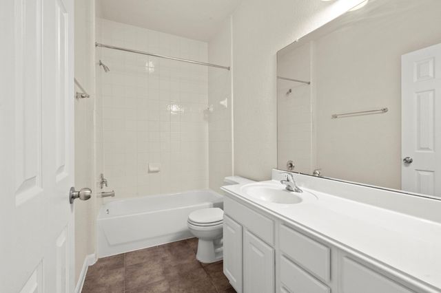 6 Bushell Mill Place, The Woodlands, TX 77382