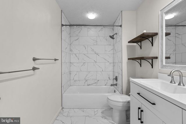 8276 BERRYFIELD DR, Nottingham, MD 21236