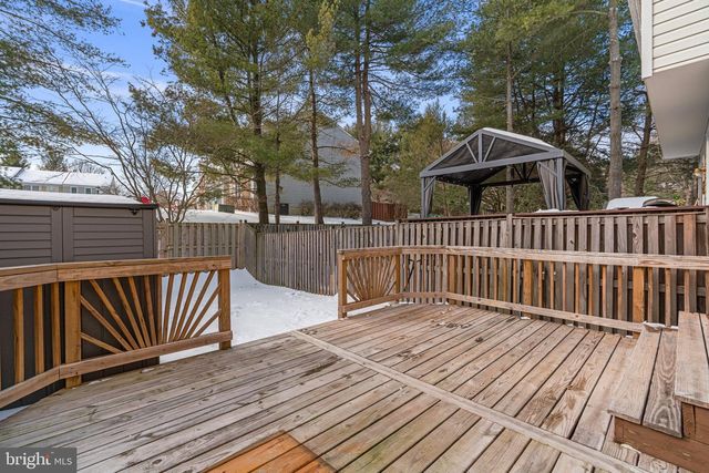 8276 BERRYFIELD DR, Nottingham, MD 21236