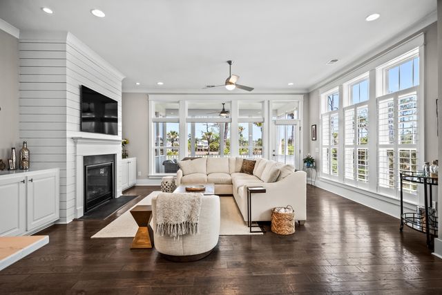 2316 Bucktail Court, Mount Pleasant, SC 29466