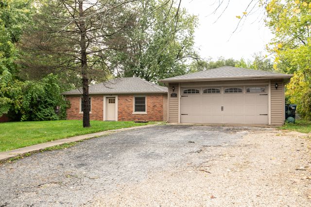 9518 S 89th Avenue, Palos Hills, IL 60465