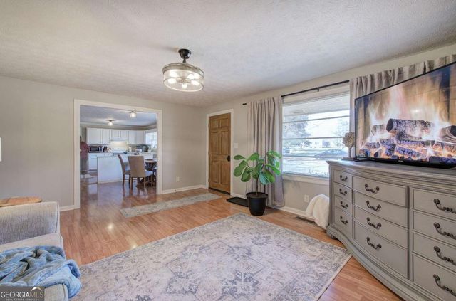 33 Carnes Road SW, Cartersville, GA 30120