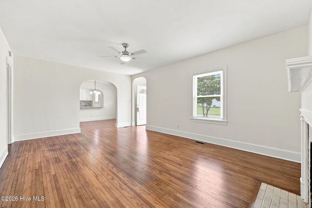 4187 SE College Street, Ayden, NC 28513