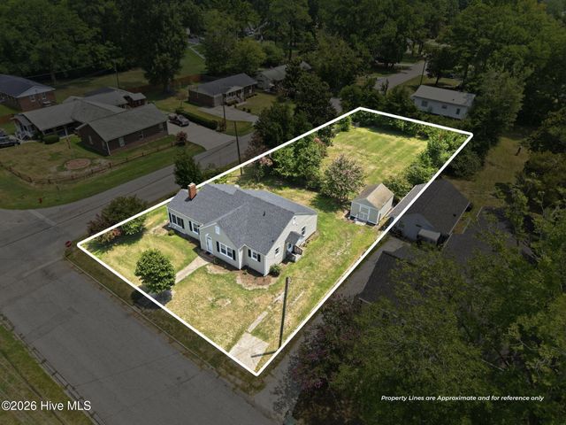 4187 SE College Street, Ayden, NC 28513