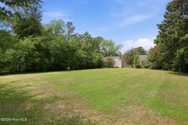 4187 SE College Street, Ayden, NC 28513