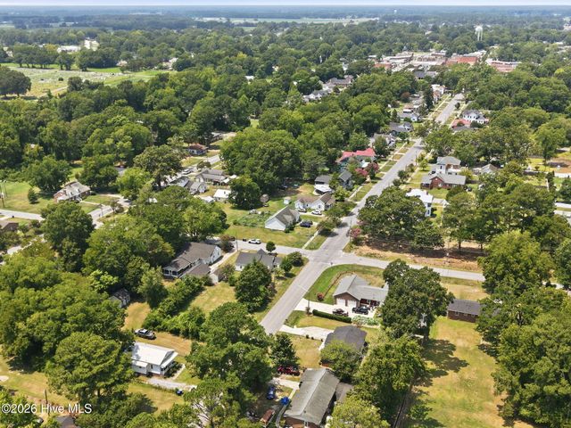4187 SE College Street, Ayden, NC 28513