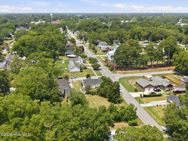4187 SE College Street, Ayden, NC 28513