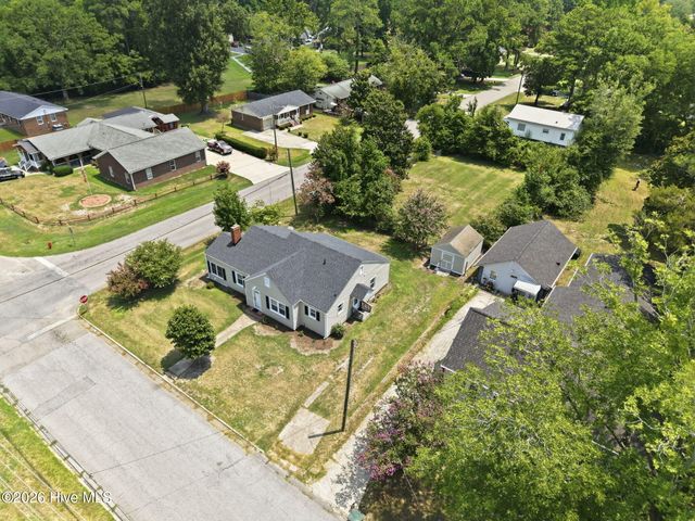 4187 SE College Street, Ayden, NC 28513