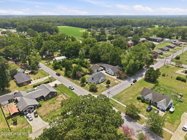 4187 SE College Street, Ayden, NC 28513