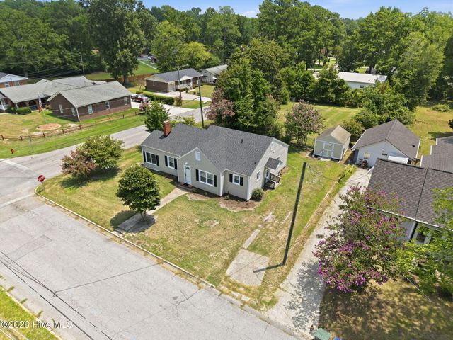 4187 SE College Street, Ayden, NC 28513