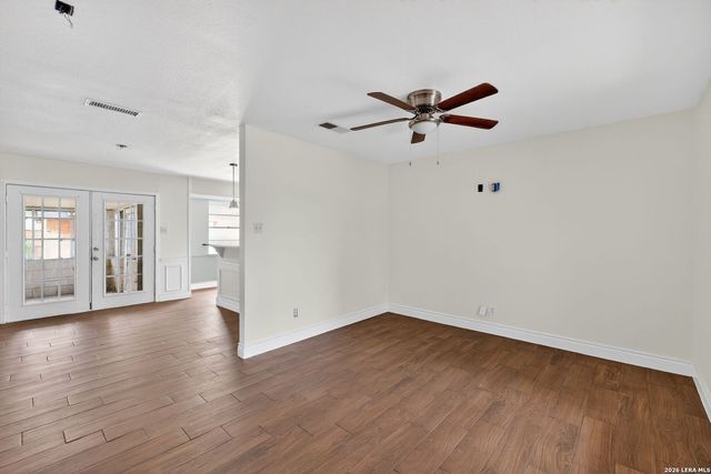 7410 BROOK VALLEY DR, San Antonio, TX 78242