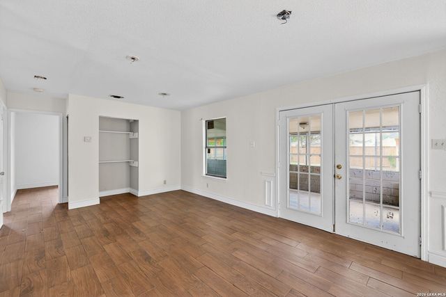 7410 BROOK VALLEY DR, San Antonio, TX 78242