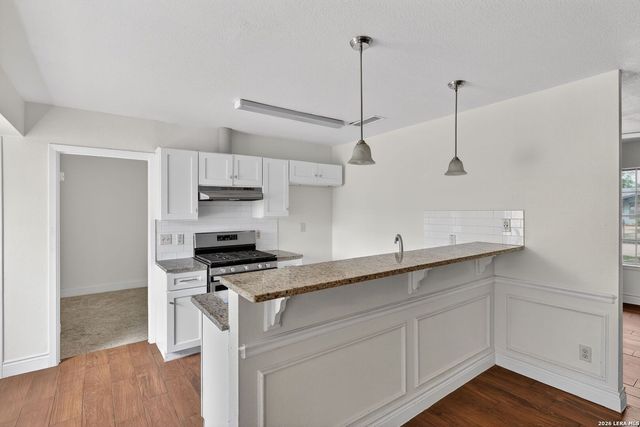 7410 BROOK VALLEY DR, San Antonio, TX 78242