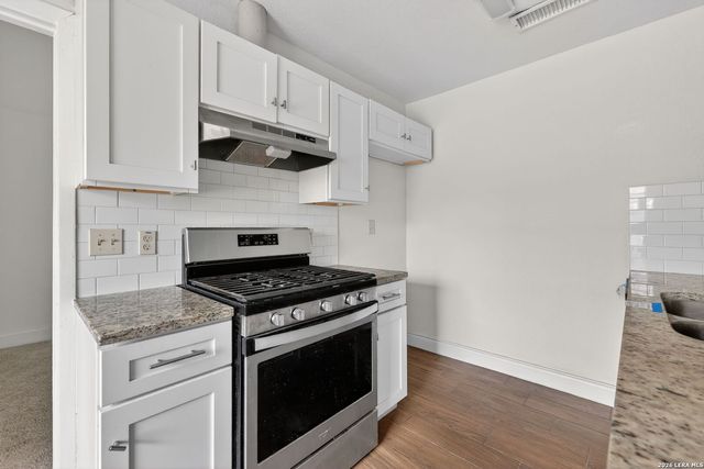 7410 BROOK VALLEY DR, San Antonio, TX 78242