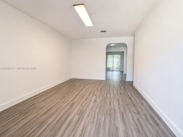 730 NW 5th St 1, Hallandale Beach, FL 33009