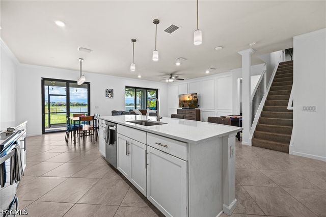 19608 Beechcrest PL, Estero, FL 33928